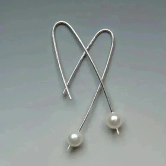 Artisan Jewelry - Sterling Silver & Freshwater Paarl Earrings